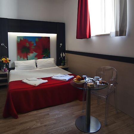 Hotel Louisiana Rzym Zewnętrze zdjęcie