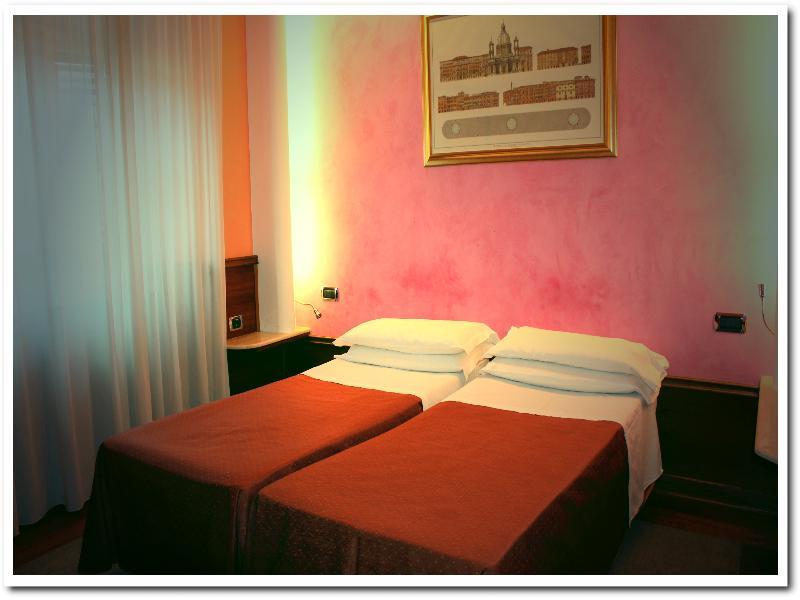 Hotel Louisiana Rzym Zewnętrze zdjęcie