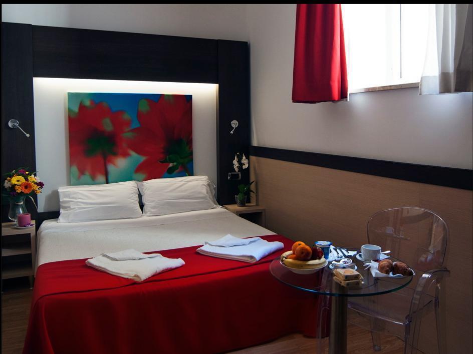 Hotel Louisiana Rzym Zewnętrze zdjęcie