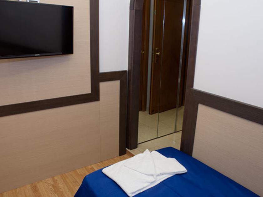 Hotel Louisiana Rzym Zewnętrze zdjęcie