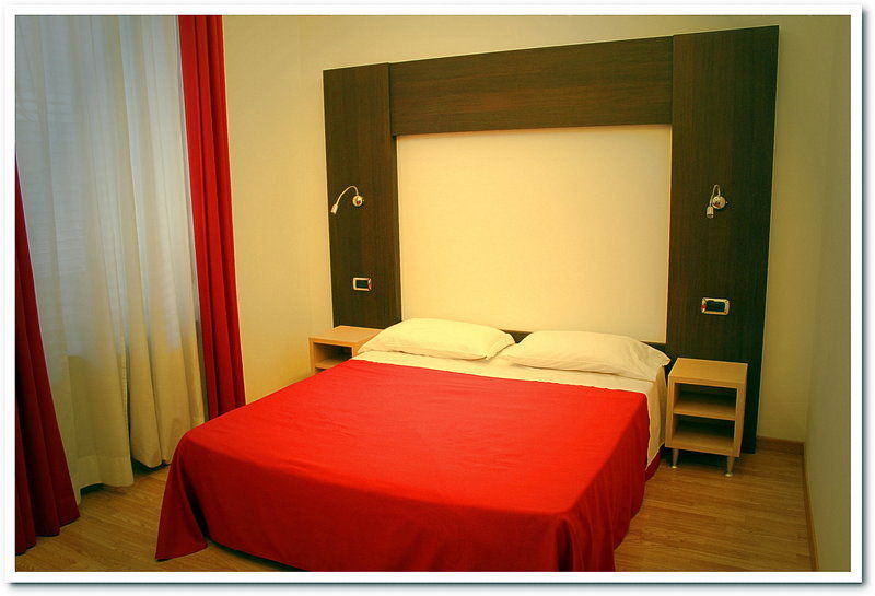 Hotel Louisiana Rzym Zewnętrze zdjęcie
