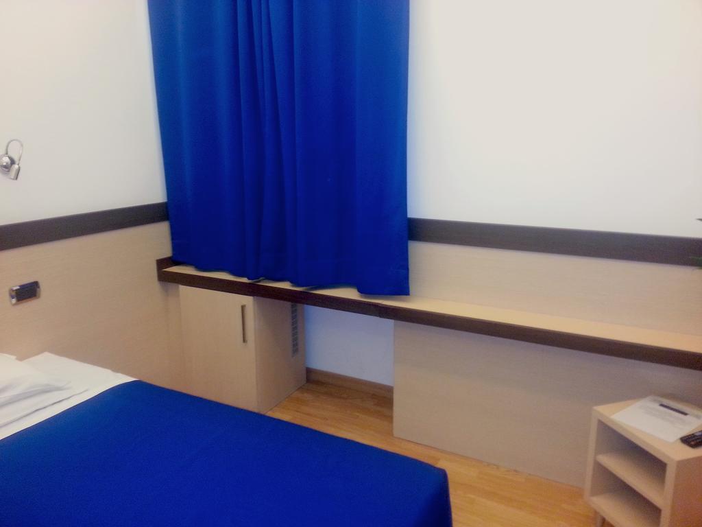 Hotel Louisiana Rzym Zewnętrze zdjęcie