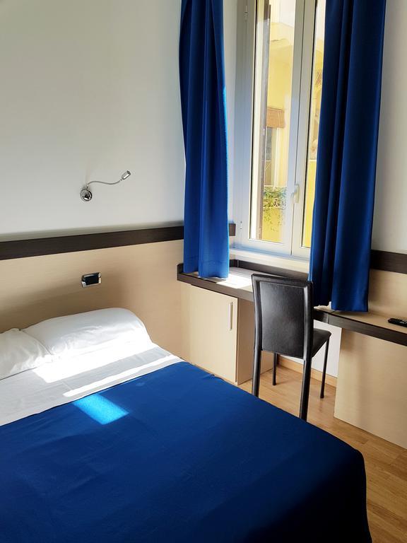 Hotel Louisiana Rzym Zewnętrze zdjęcie