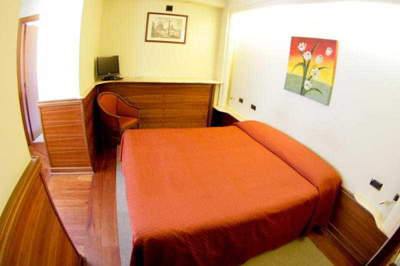 Hotel Louisiana Rzym Zewnętrze zdjęcie